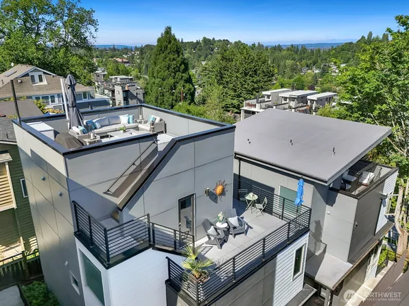 1823 26th Avenue #B, Seattle, WA 98122