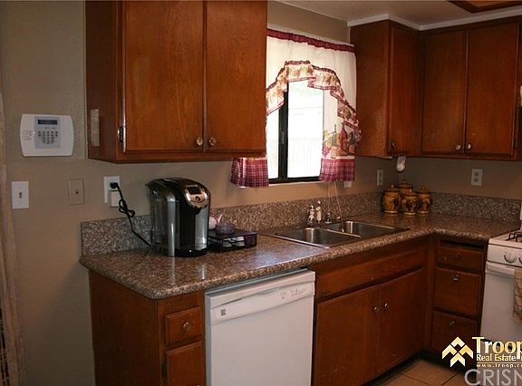 5th image of 43647 La Paz Ln