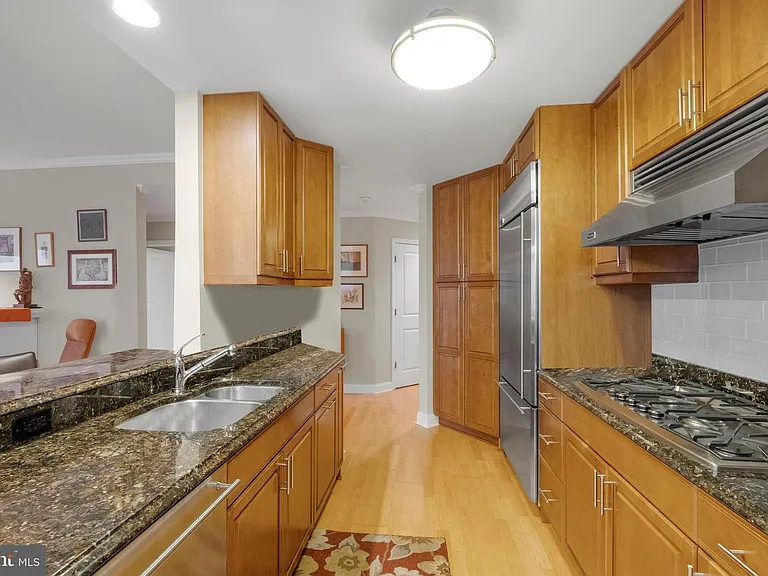 440 S Broad St #2407 — Photo 10
