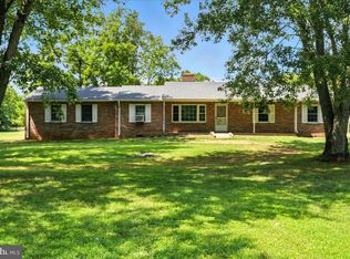 667 Crums Church Rd, Berryville, VA 22611