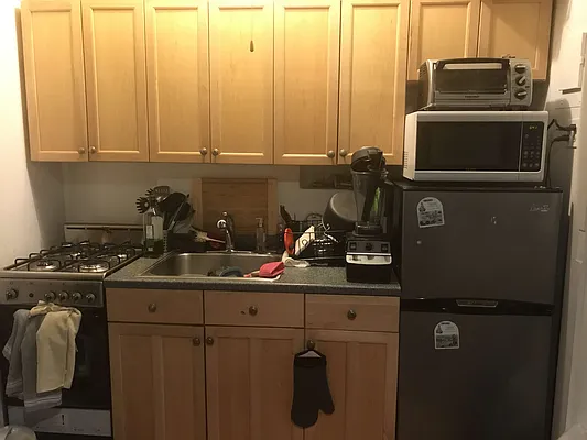 Rented by Pink Stone Realty LLC | media 38