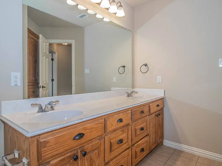 5957 Stacy Ln — Photo 19