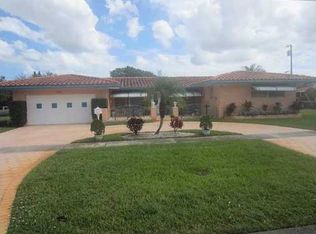 1221 E Hawthorne Cir, Hollywood, FL 33021