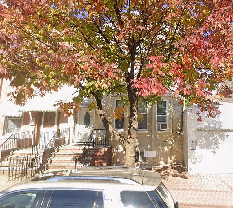 1st image of 212 59th St APT 1