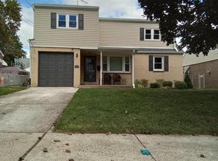 1917 Griffith St, Philadelphia, PA 19111