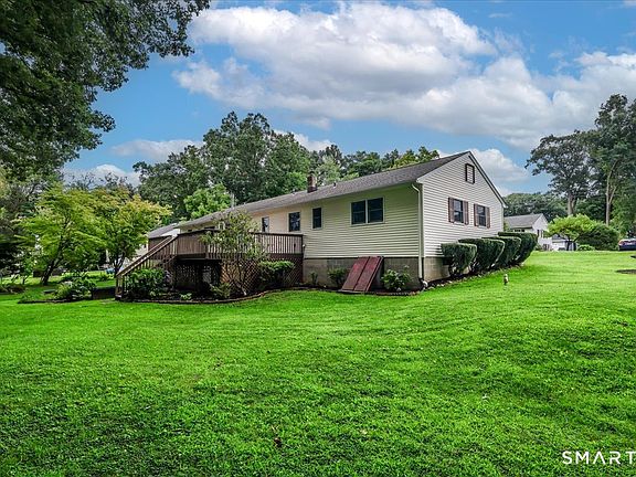 3rd image of 14 Ivy Lane