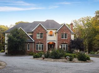 25 Jolin Ln, Colchester, CT 06415