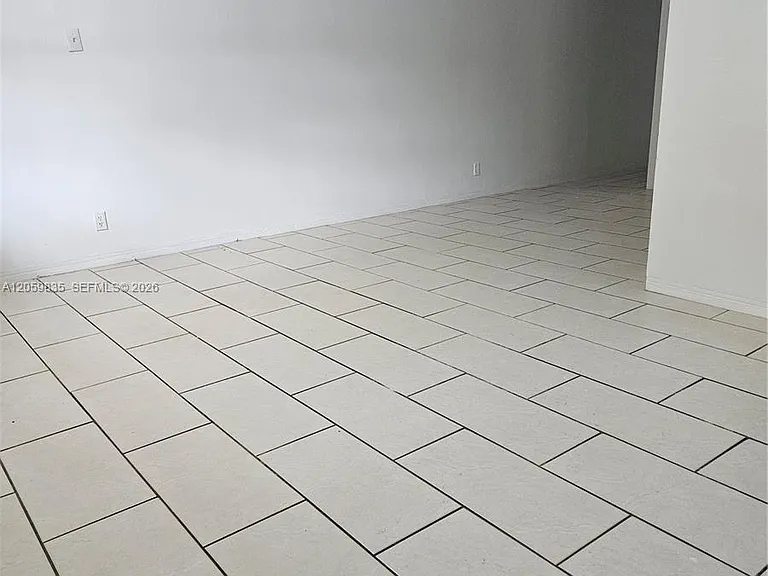 5715 Hayes St #5715 — Photo 5