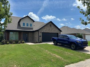 4401 SW Layton Rd, Bentonville, AR 72713