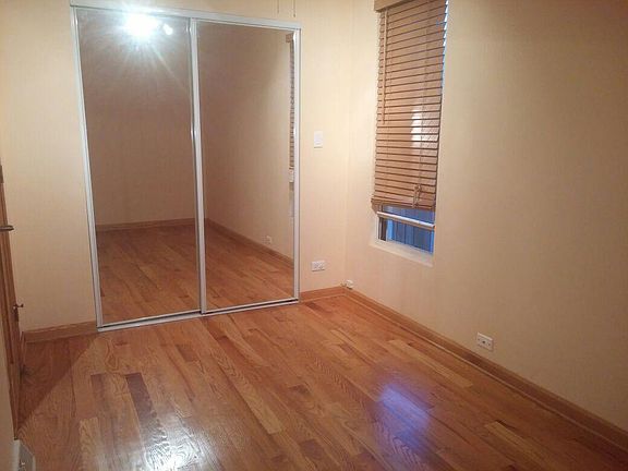 5th image of 2509 N Rockwell St Floor 1
