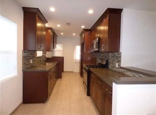 7723 Wish Ave, Van Nuys, CA 91406