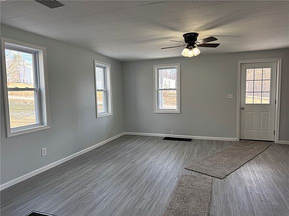 3rd image of 3625 Church Hill Rd