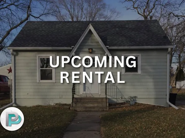 912 15th St NE, Mason City, IA 50401