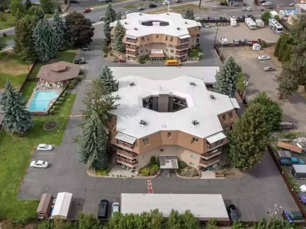 9024 N Country Homes Blvd APT 15, Spokane, WA 99218