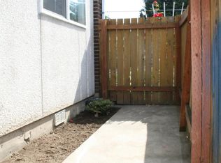 221 Park Ave N #1, Renton, WA 98057