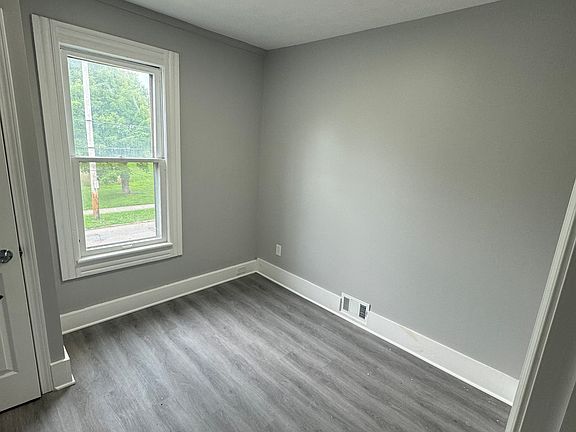 2nd image of 1074 E 71st St #2