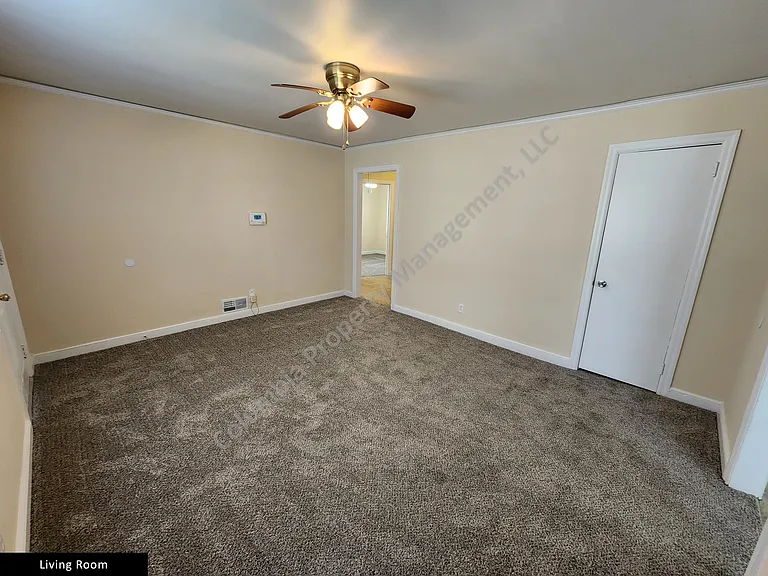 1305 Pine St — Photo 14
