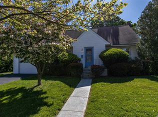 326 Unqua Rd, Massapequa, NY 11758