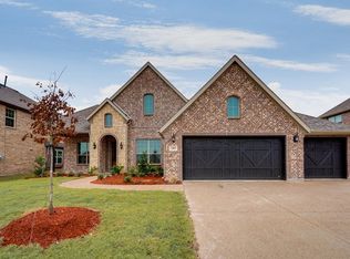 1253 Flamingo Rd, Forney, TX 75126