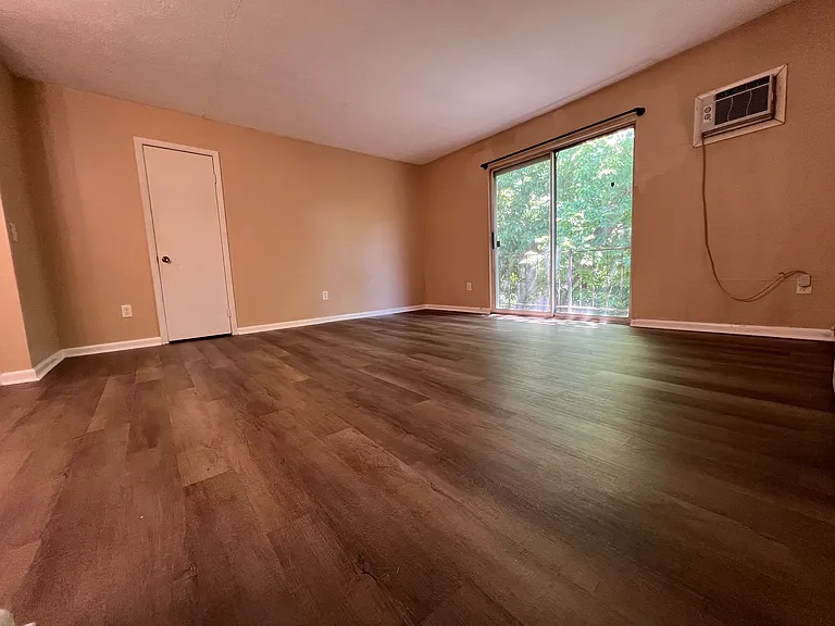 236 Elyria St #35 — Photo 5