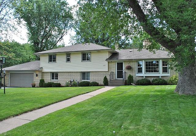 1st image of 1733 Vicki Ln