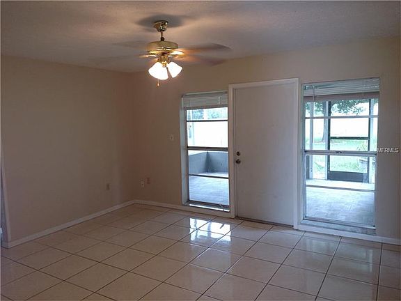 2nd image of 7923 Lithia Pinecrest Rd
