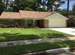 3704 Autumn Ln, Baytown, TX 77521