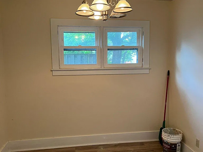 366 Woodmere Ave SE #1 — Photo 16
