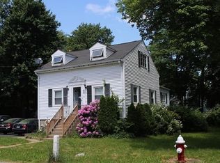 48 E Shore Rd, Holbrook, MA 02343