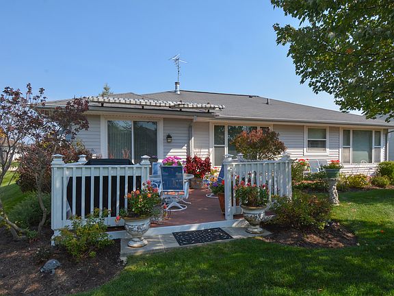 3rd image of 12655 Oak Grove Dr