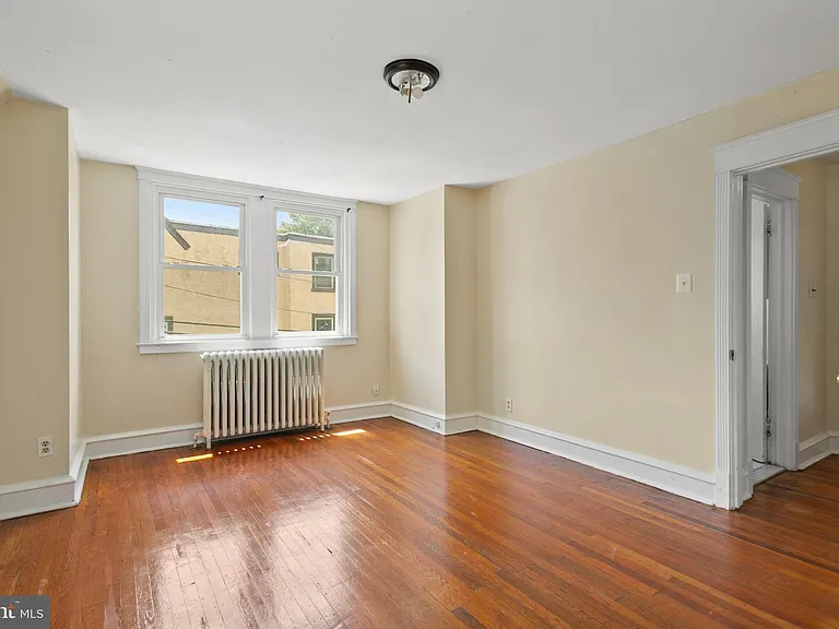 450 Glendale Rd — Photo 13