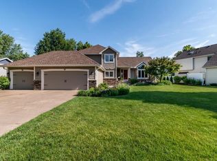 643 Crimson Leaf Trl, Eagan, MN 55123