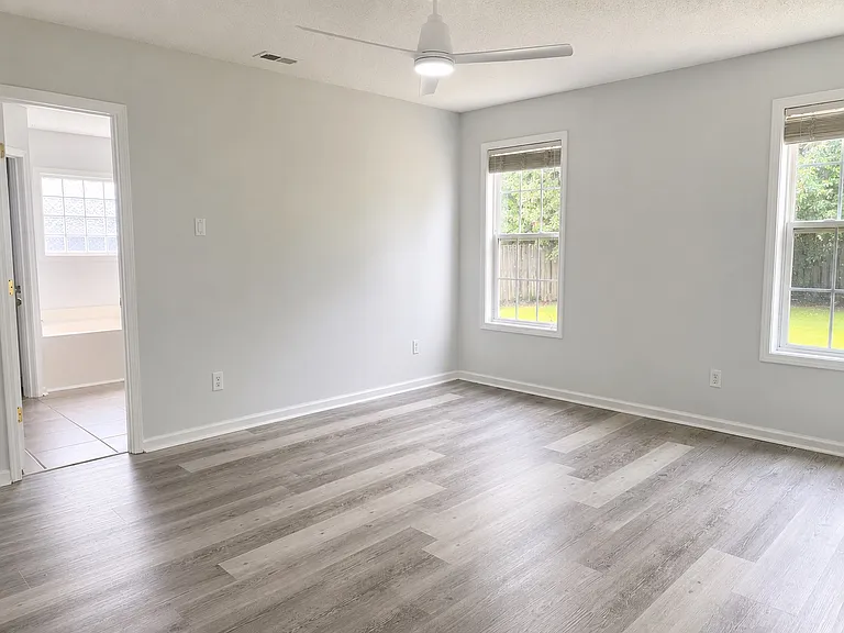 605 Whittle Ct — Photo 8