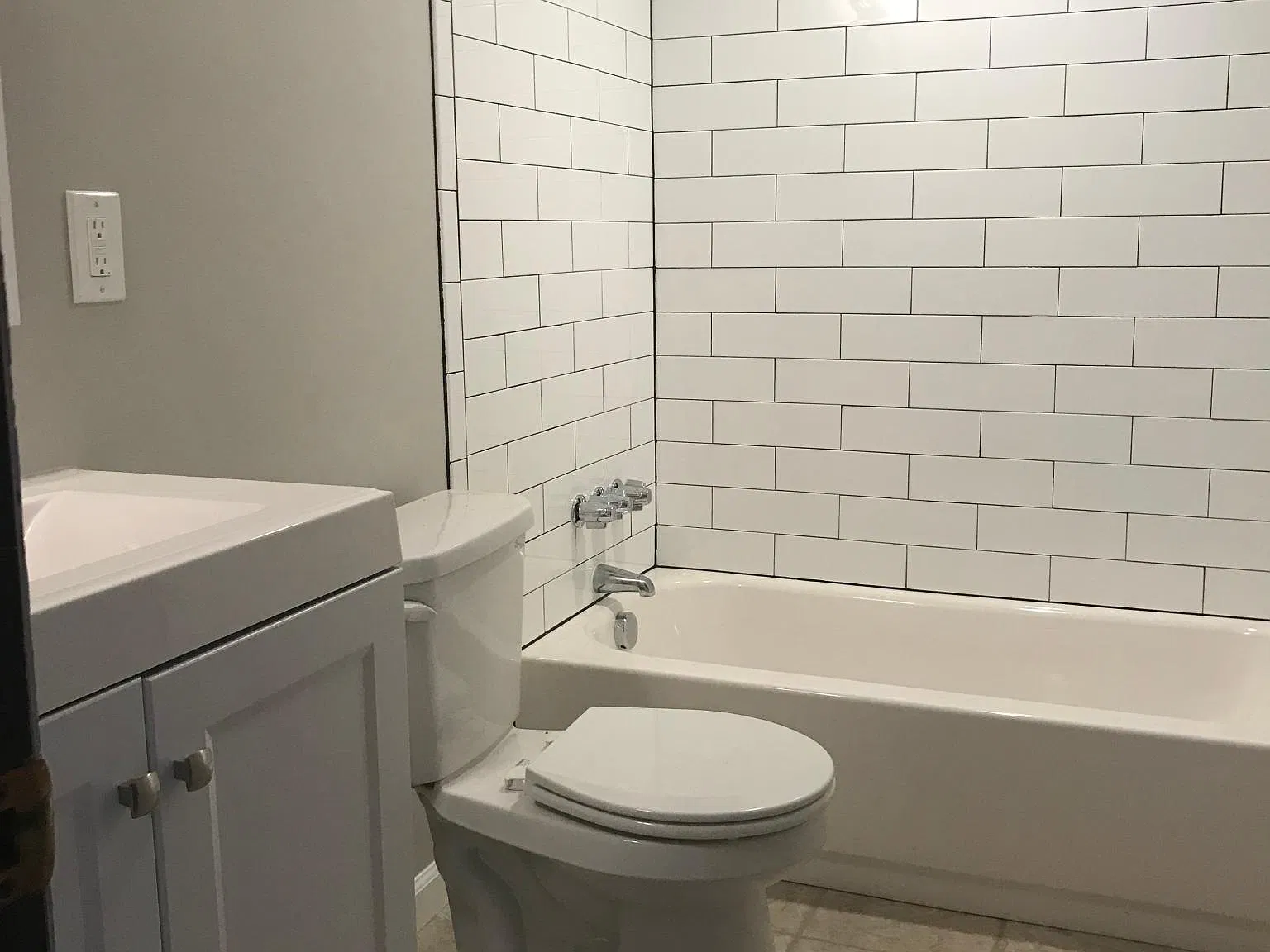 1 bed, 850 sqft, $925 — Photo 2