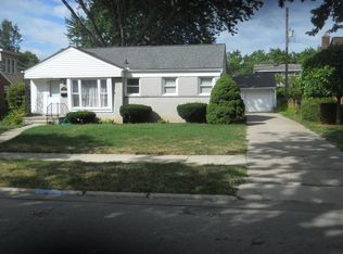 31741 Marblehead Rd, Farmington, MI 48336