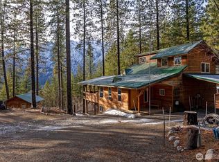 80 Homestead Rd, Winthrop, WA 98862