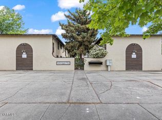 207 S 8th Ave APT 4, Yakima, WA 98902