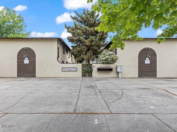 207 S 8th Ave APT 4, Yakima, WA 98902
