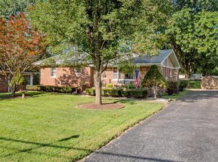 1511 Foster Dr, Belleville, IL