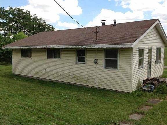 3rd image of 7115 County Road 62