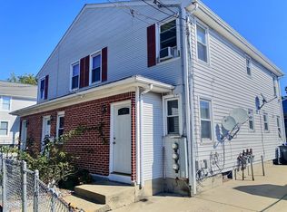 9 Parnell St #1, Providence, RI 02909