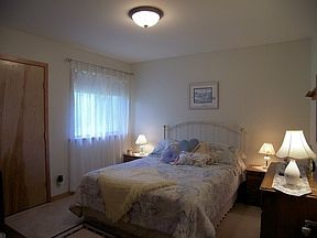 3rd image of 2566 Taft Dr