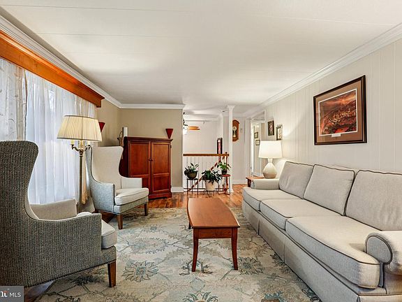 4th image of 21306 Old York Rd