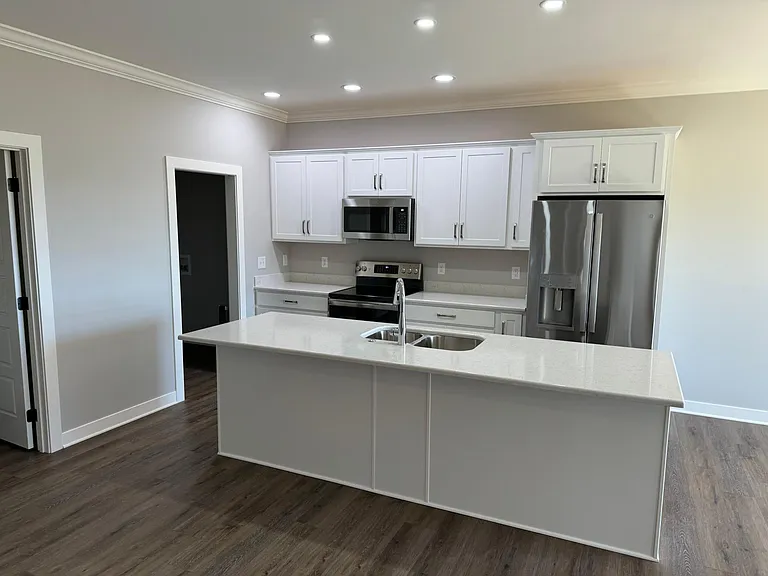 3755 High Pointe Ln — Photo 3