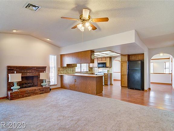 5th image of 1608 Sandinista Dr