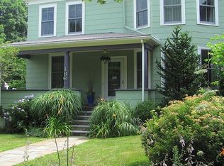 186 Langley Rd, Newton, MA 02459