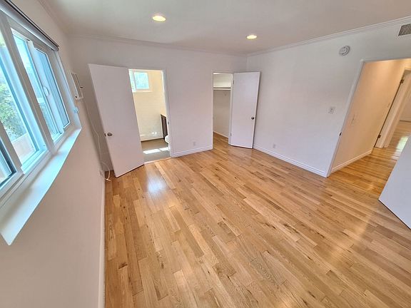 5th image of 1515 S Beverly Glen Blvd #4