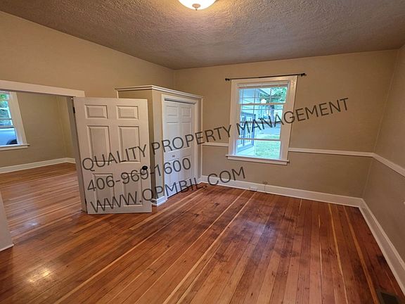 3rd image of 742 Lewis Ave