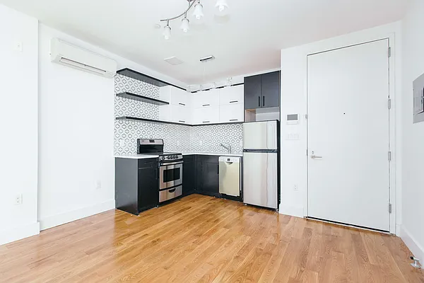 Rented by Nooklyn NYC LLC | media 3