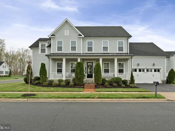 17160 Belle Isle Dr, Dumfries, VA 22026